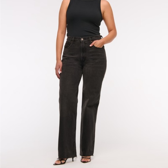 Abercrombie & Fitch The 90s Relaxed Jean High Rise  Black Women’s Size 14/32” - Picture 1 of 7